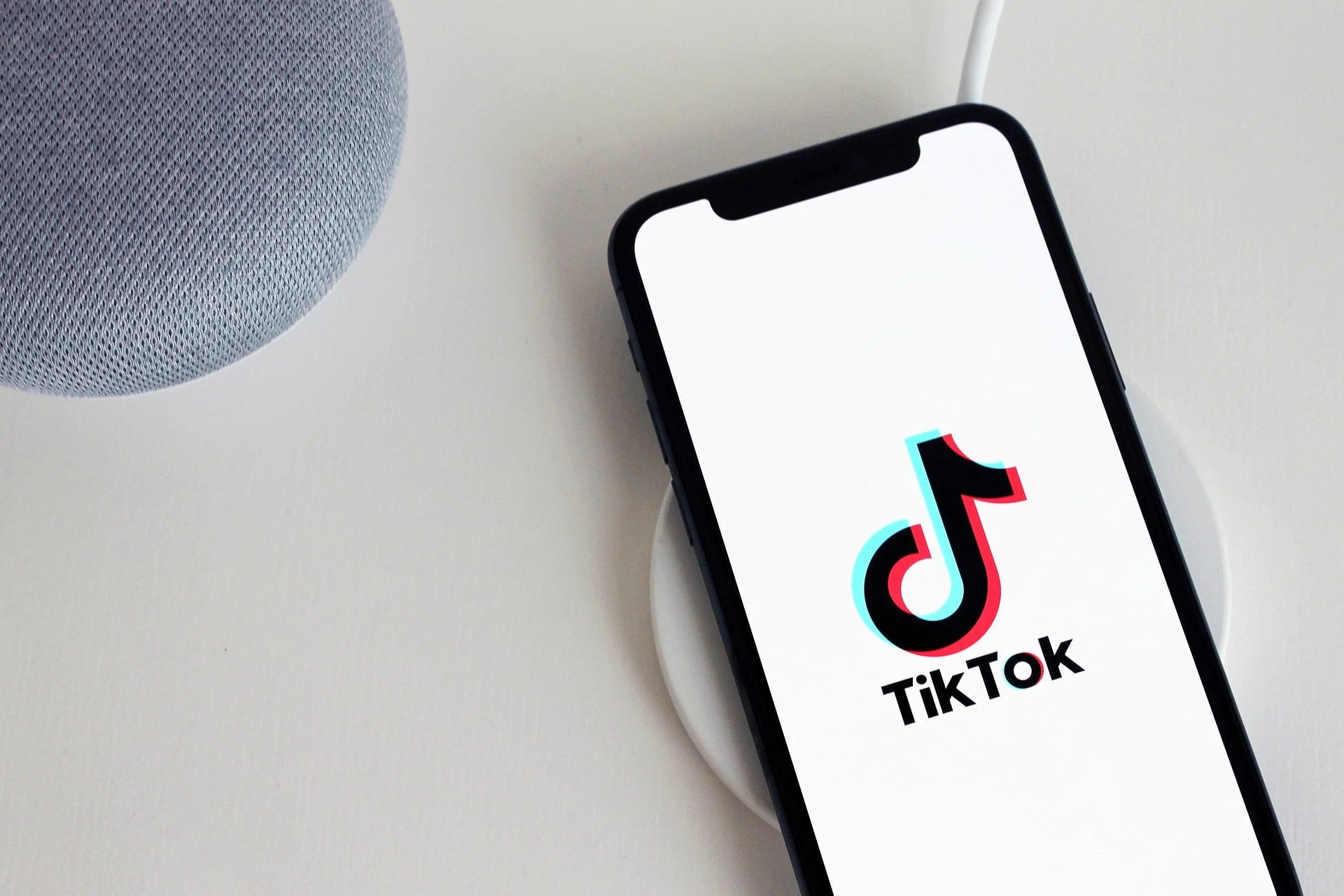 Tiktok Nedir? Tiktok Hesabı Nasıl Açılır? Canlı Yayın Açma
